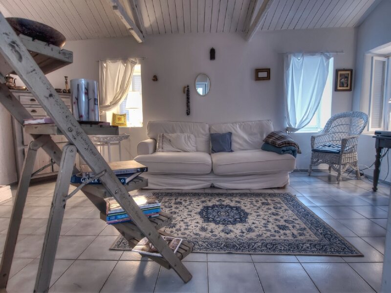 White Sofa in Living Room — Calm