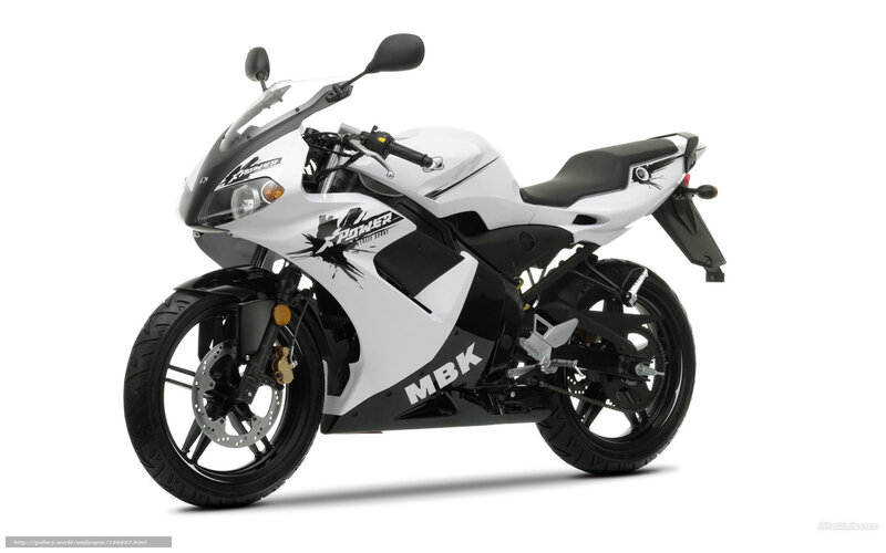 White Sport Motorcycle — Neutral, Photograph, Mirror