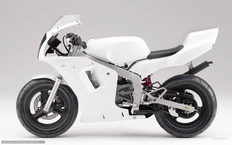 White Sport Motorcycle — Neutral, Photograph, Seat, Windshield