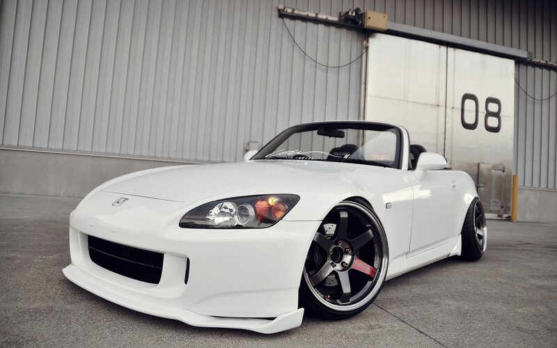 White Sports Car — Calm, Photograph, Building, Concrete