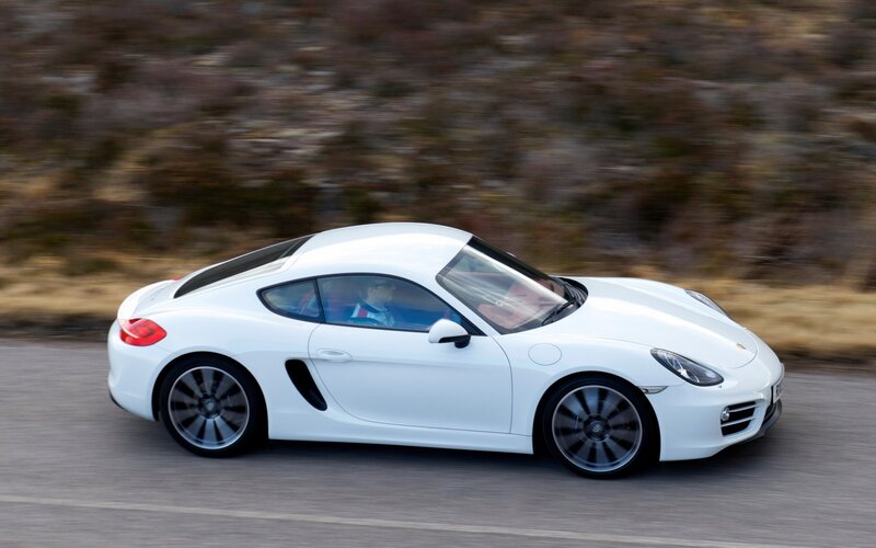 White Sports Car — Dynamic, Photograph, Driver, Road