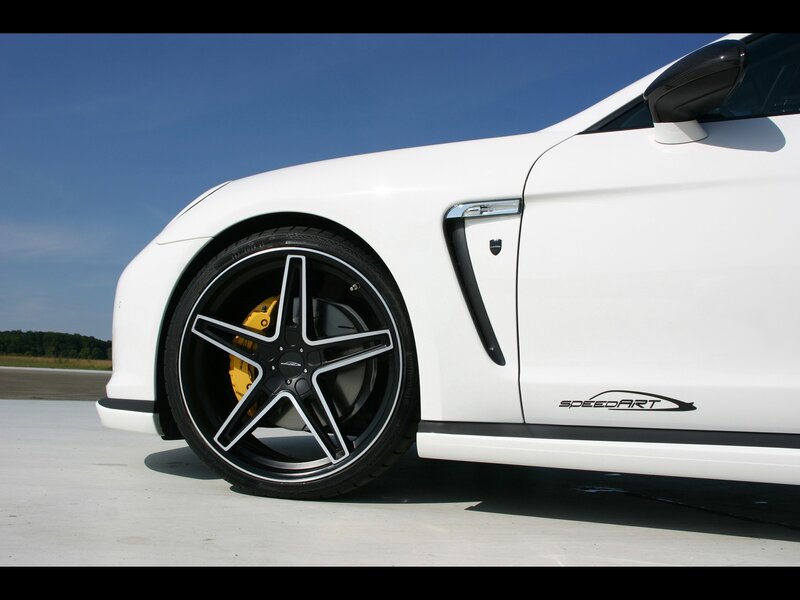white sports car wheel