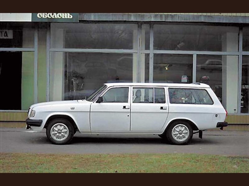 White Station Wagon — Neutral, Photograph