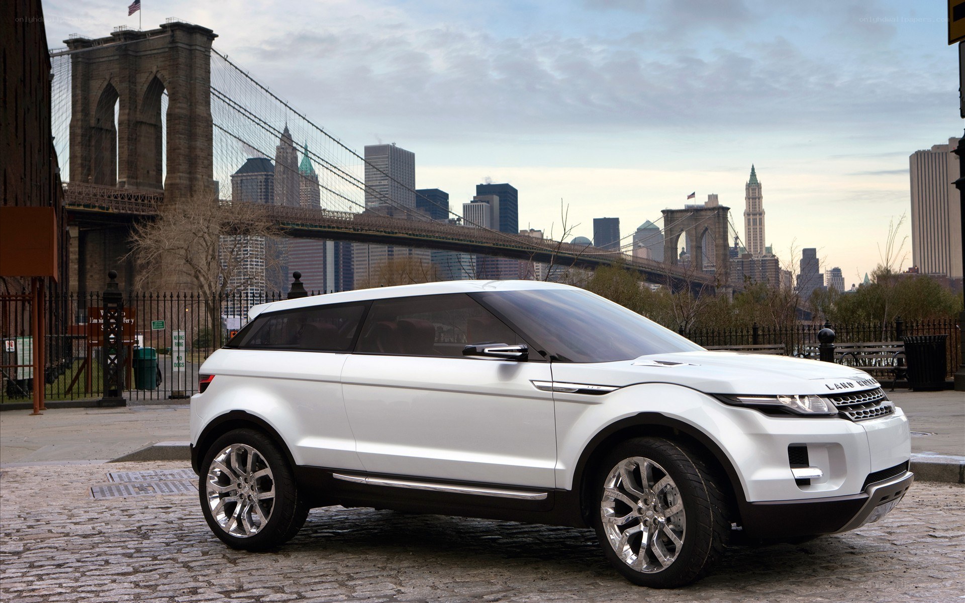 White SUV in New York
