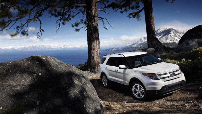 White Suv on Cliff — Serene, Afternoon