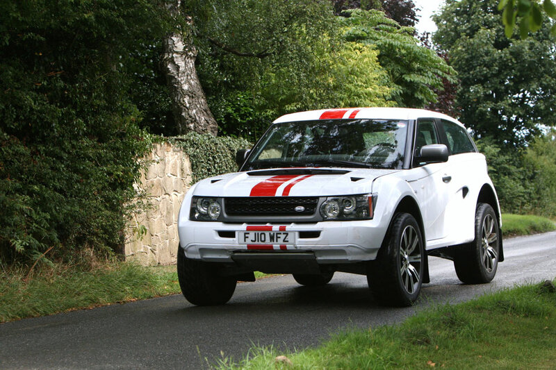 White SUV on Road — Calm