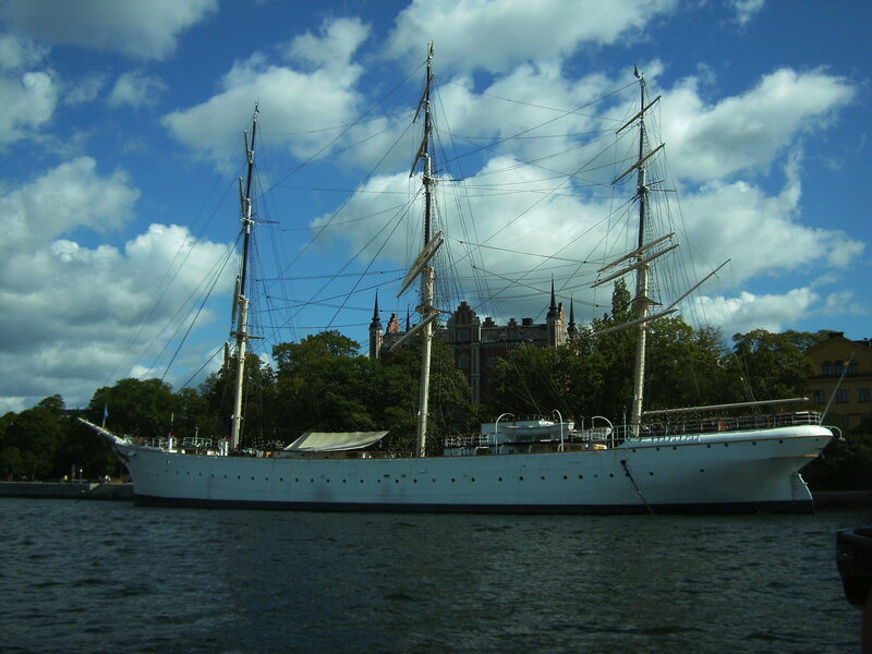 White Tall Ship — Blue