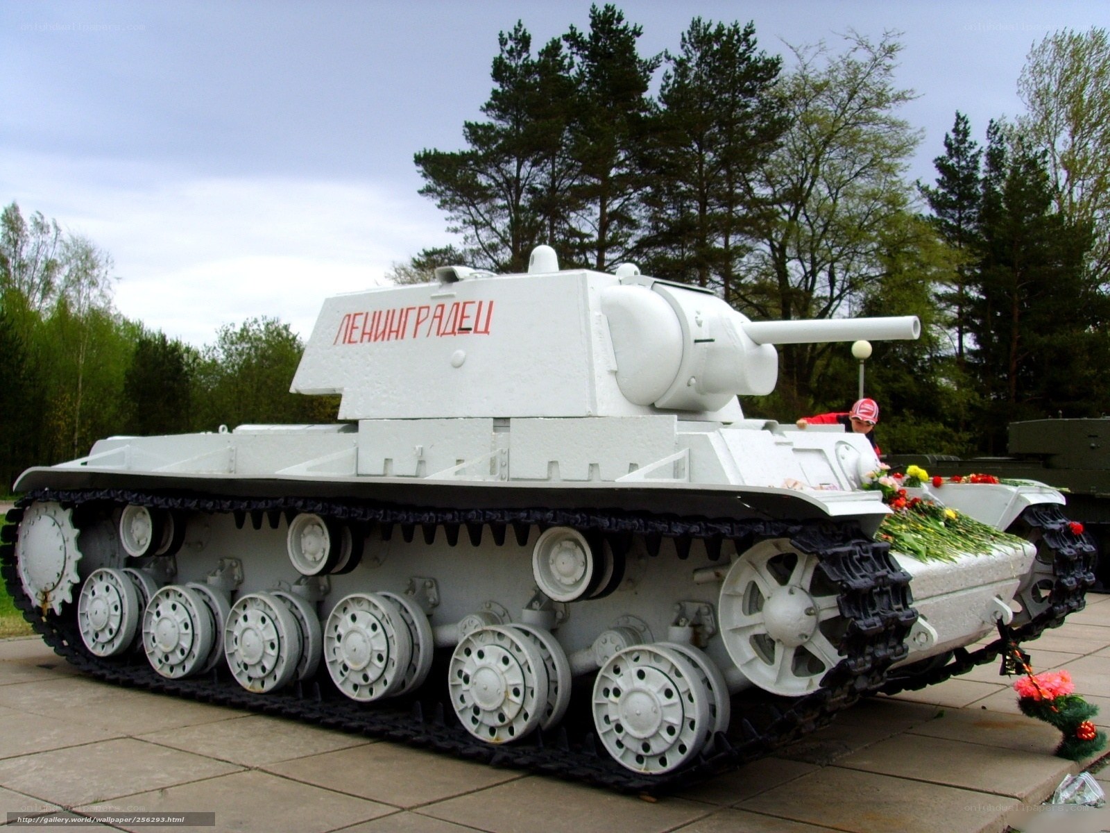 White tank memorial in Leningrad