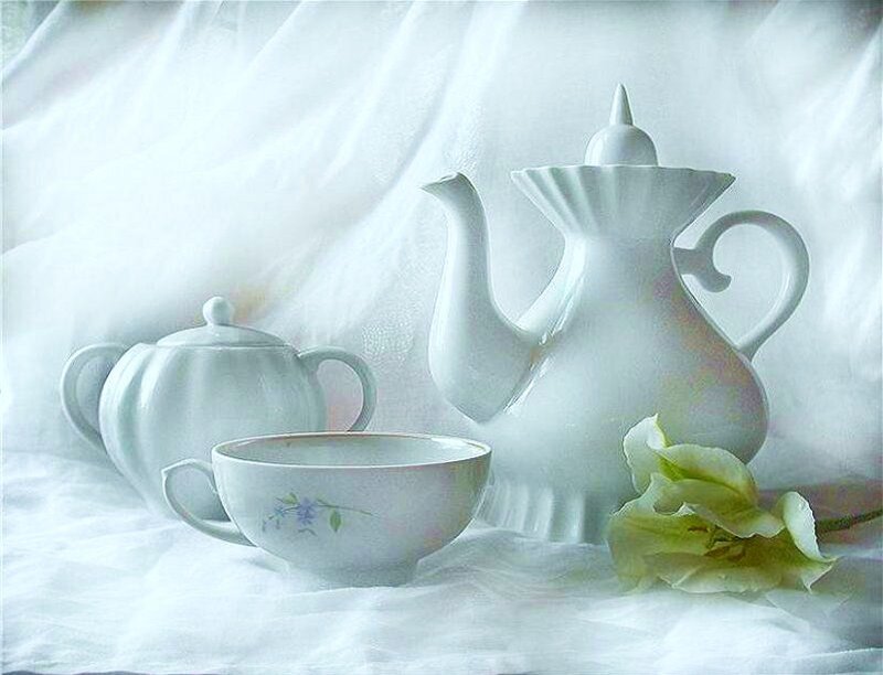 White tea set with flowers