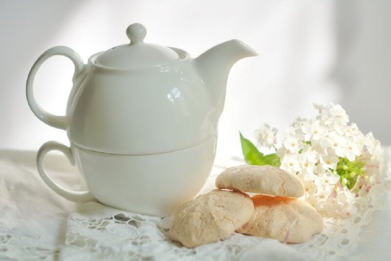 White Teapot with Cookies