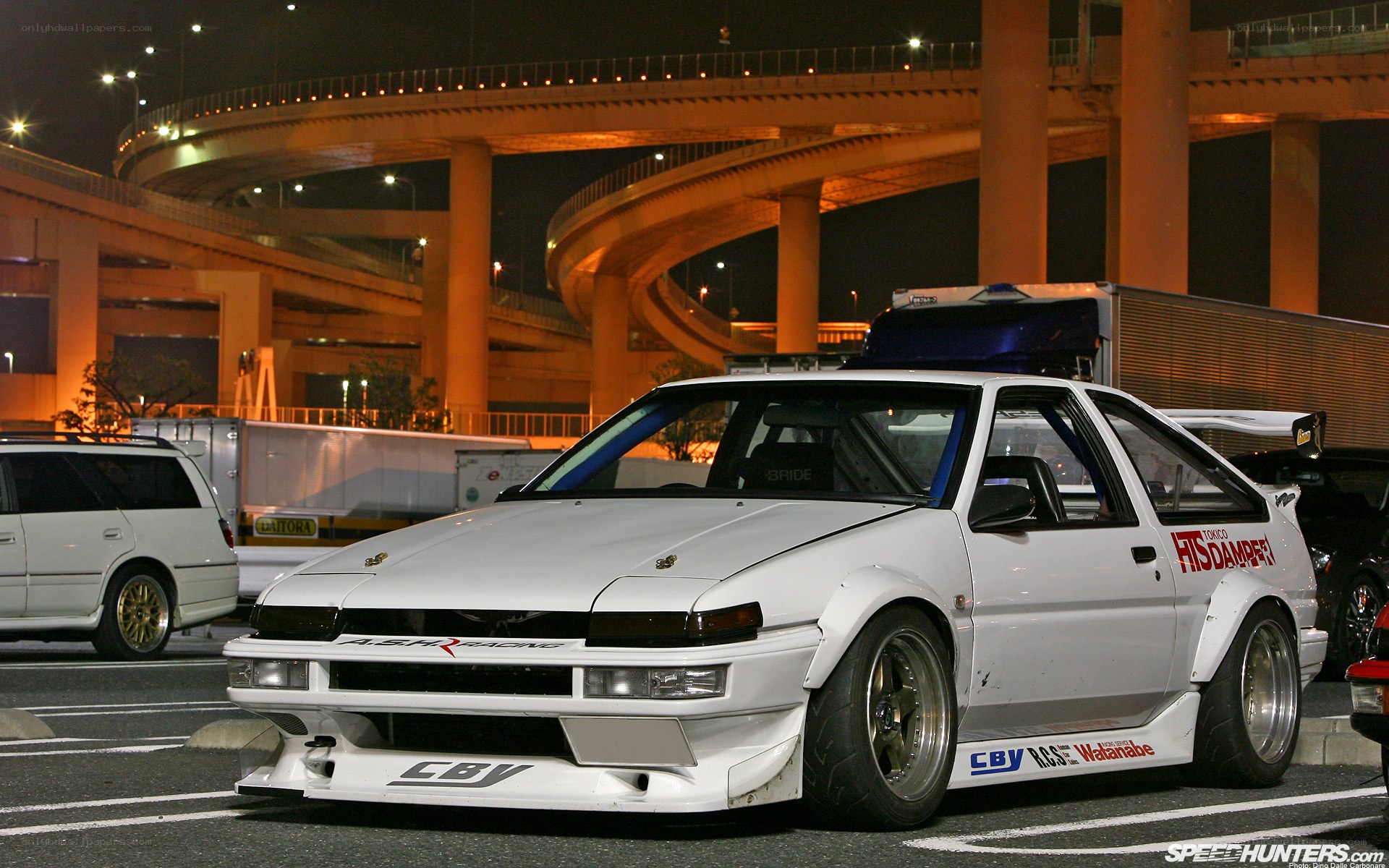 white toyota ae86 at night