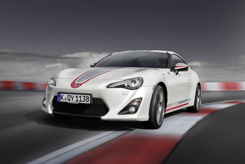 White Toyota GT86 on a racetrack