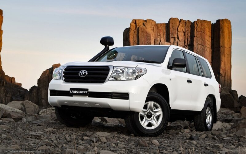 White Toyota Land Cruiser — Dramatic, Sunset
