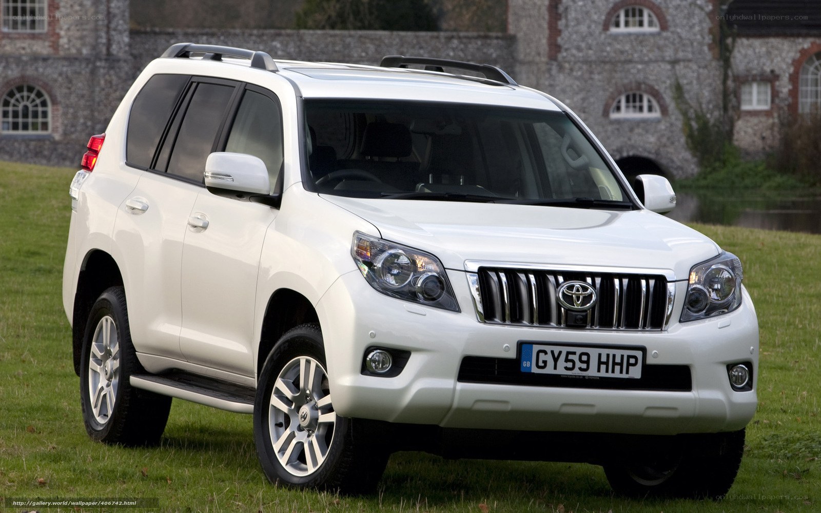 White Toyota Land Cruiser Prado