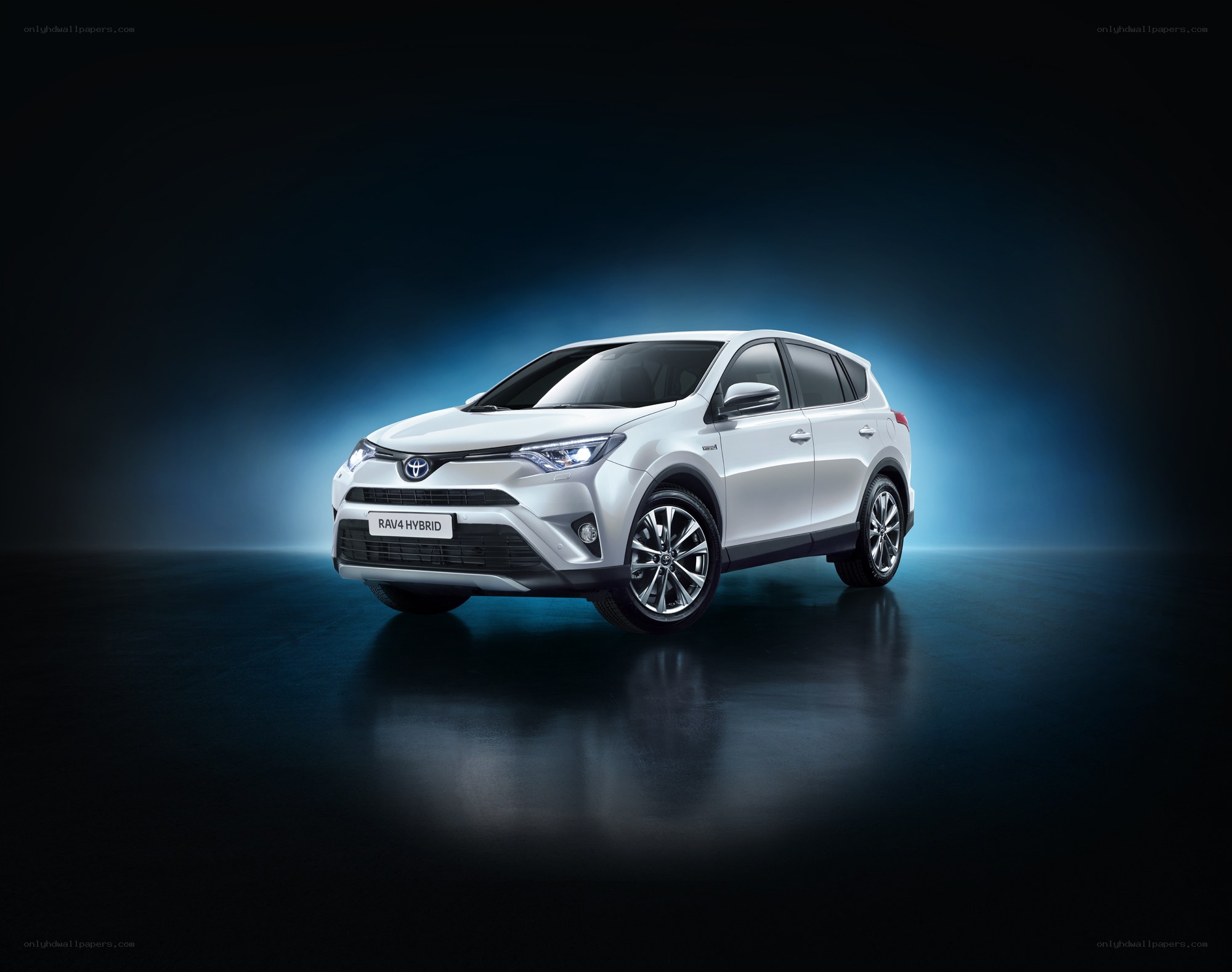 White Toyota RAV4 Hybrid