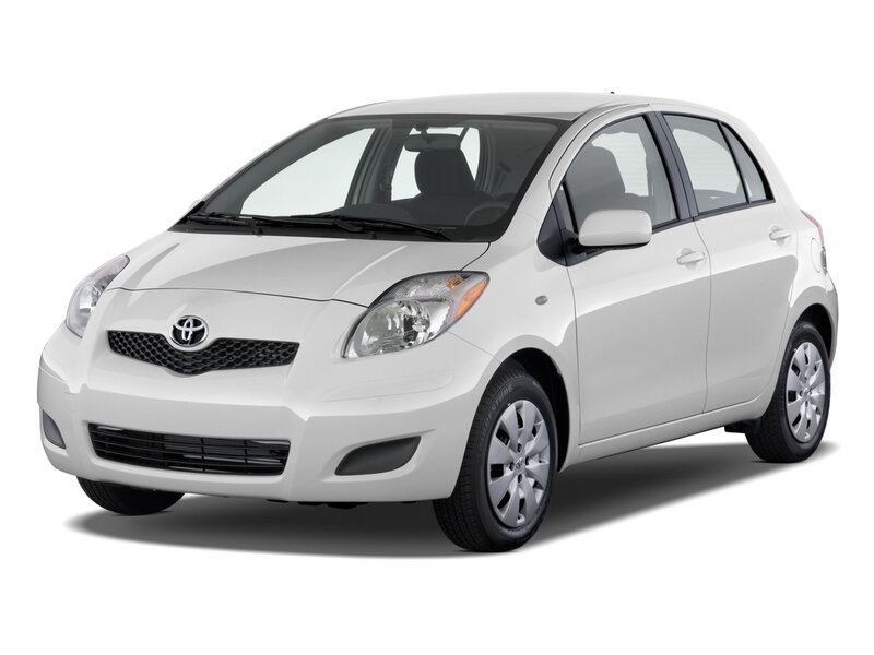 White Toyota Yaris