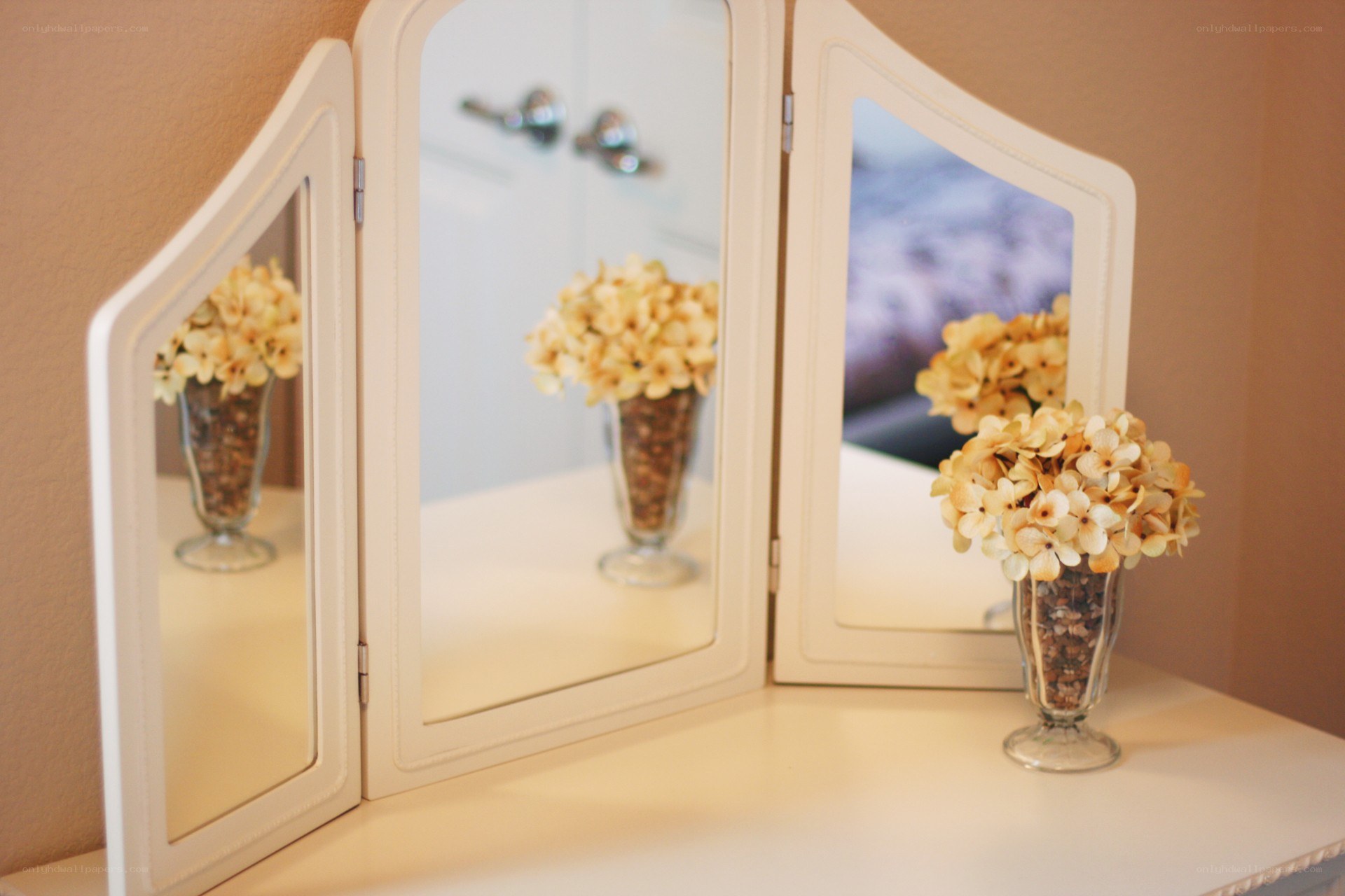 white vanity mirror with flowers