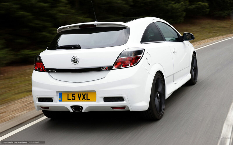 white vauxhall astra vxr in motion