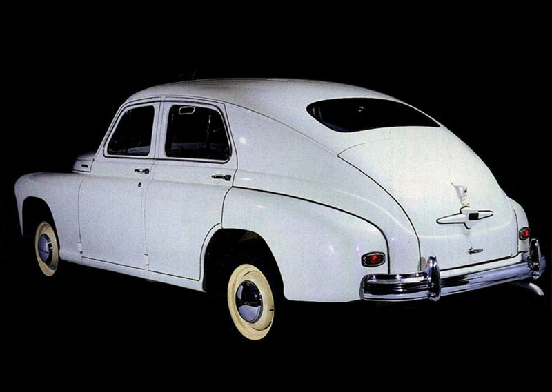 White Vintage Car — Dramatic, Photograph, Wheels