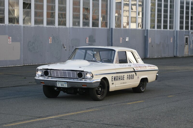 White Vintage Race Car — Calm, Afternoon
