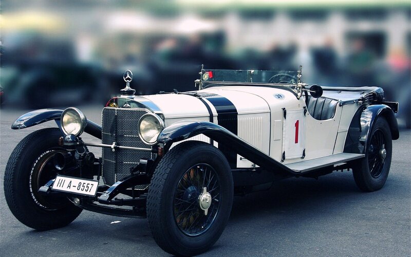 White Vintage Race Car — Classic, Photograph