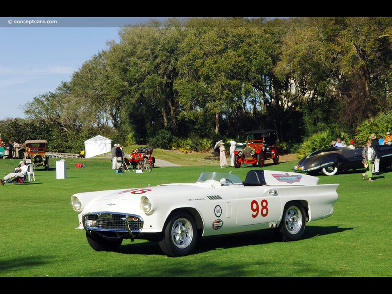 White Vintage Race Car — Green