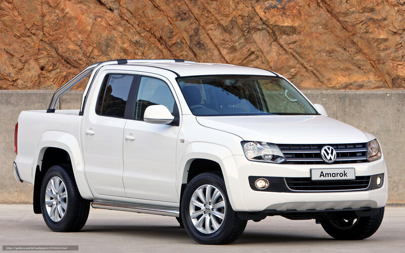 White Volkswagen Amarok pickup truck