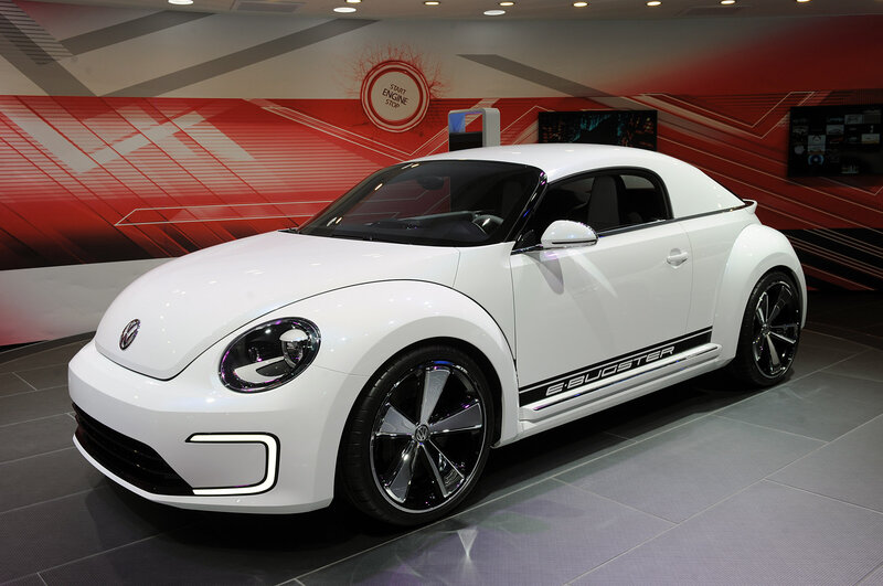 White Volkswagen E-bugster — Modern