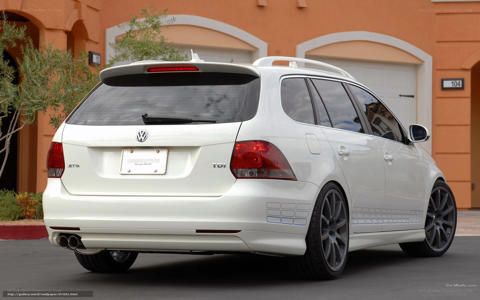 white volkswagen jetta tdi