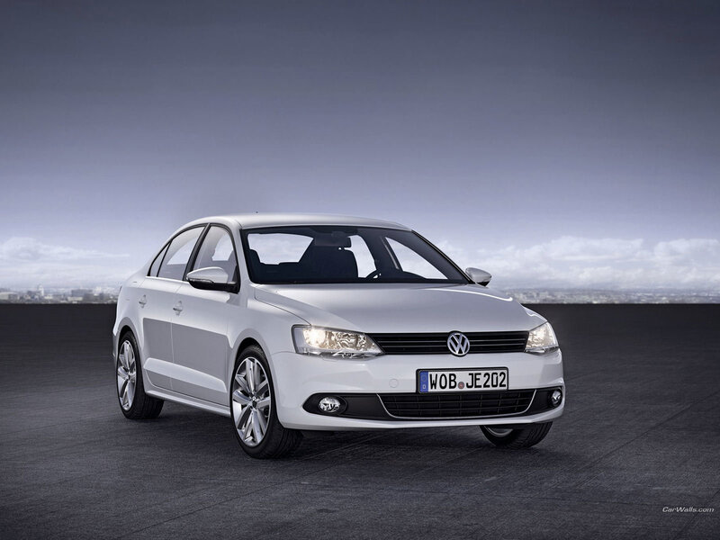 White Volkswagen Jetta