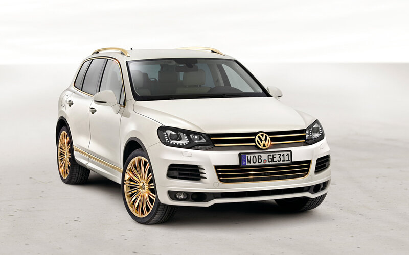 White Volkswagen Suv — Neutral, Photograph