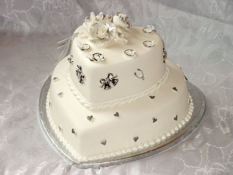 White Wedding Cake — Elegant