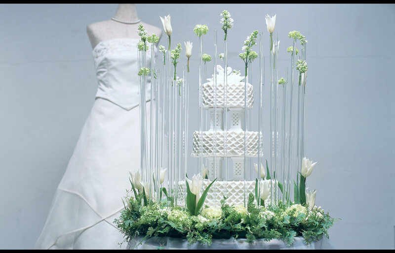 White Wedding Cake — Serene, Photograph, Mannequin