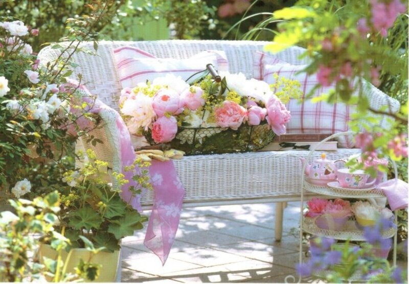 White Wicker Bench