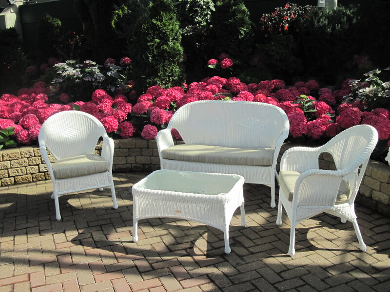 White Wicker Patio Set — Serene