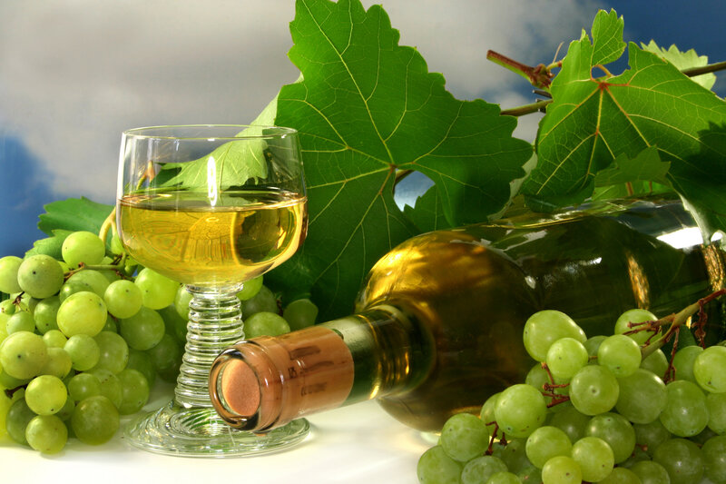White Wine and Grapes — Green