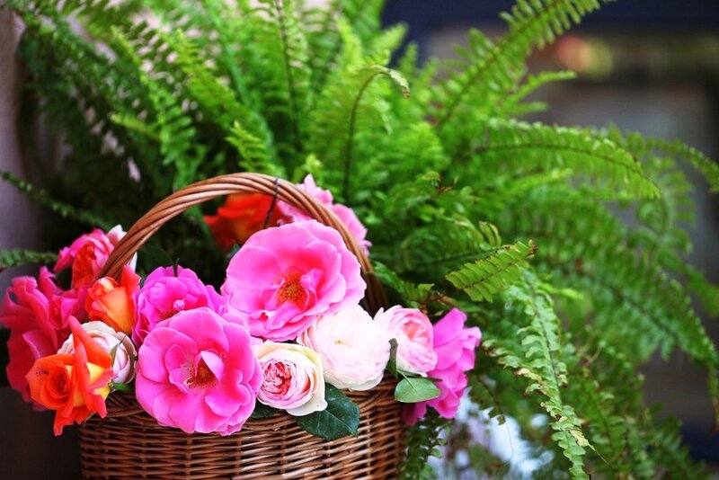 Wicker Basket with Flowers — Pink, Calm