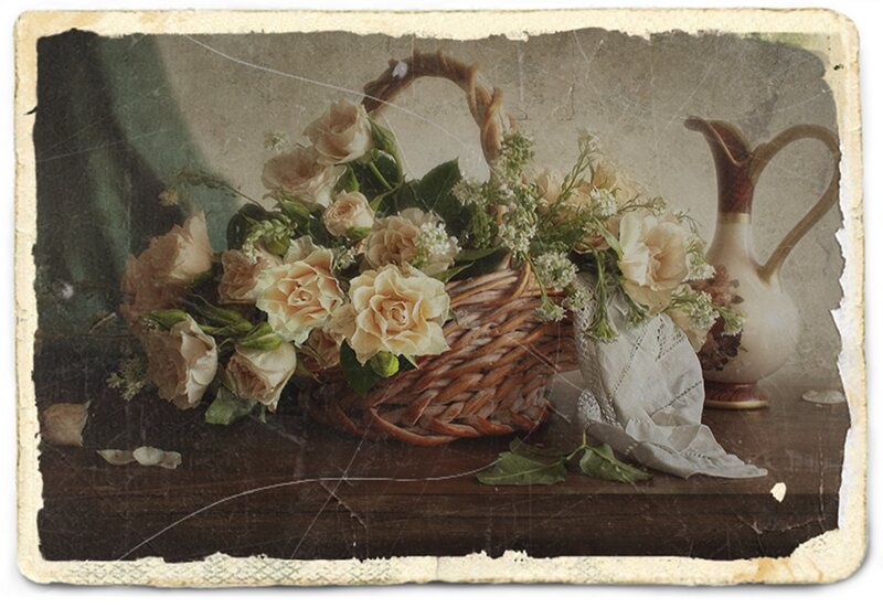 Wicker Basket with Roses — Brown, Serene