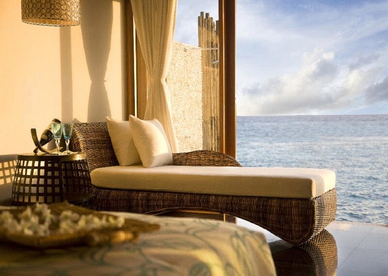 Wicker Chaise Lounge