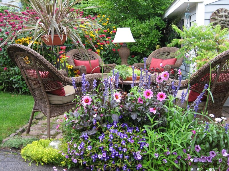 Wicker Patio Furniture — Green