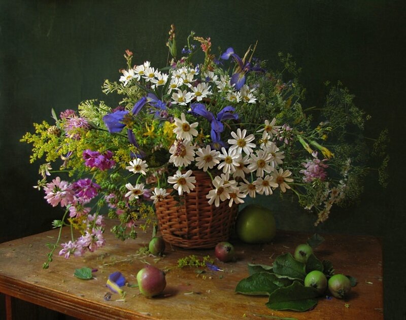 Wildflower Bouquet in Basket — Green