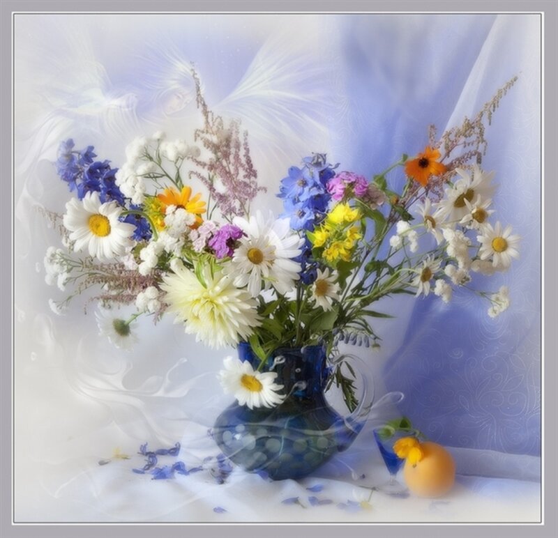 Wildflower Bouquet in Vase — Blue