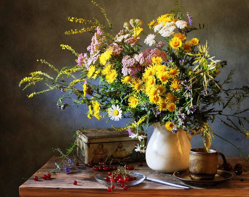 Wildflower Bouquet in Vase — Yellow, Calm