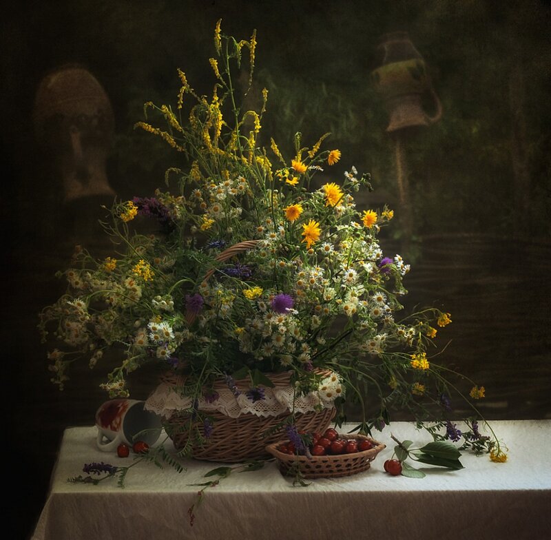 Wildflowers in Basket — Yellow