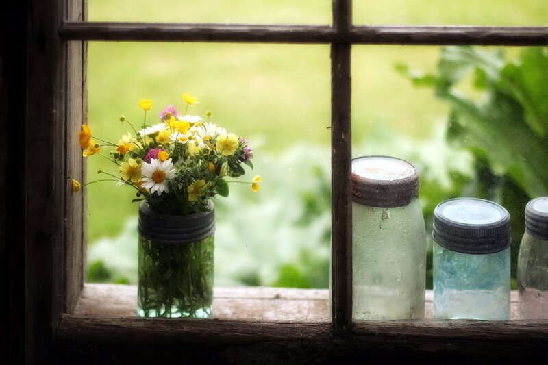 Wildflowers in Jar — Green