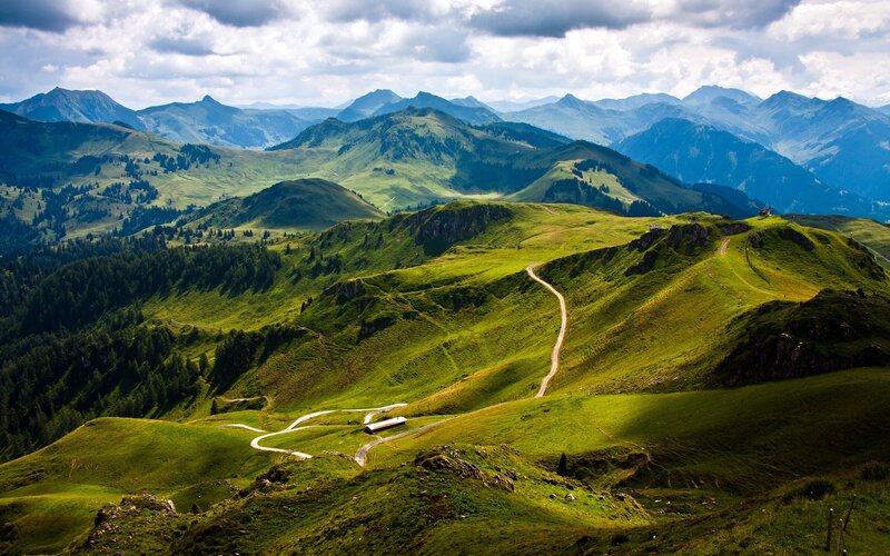 Winding mountain road