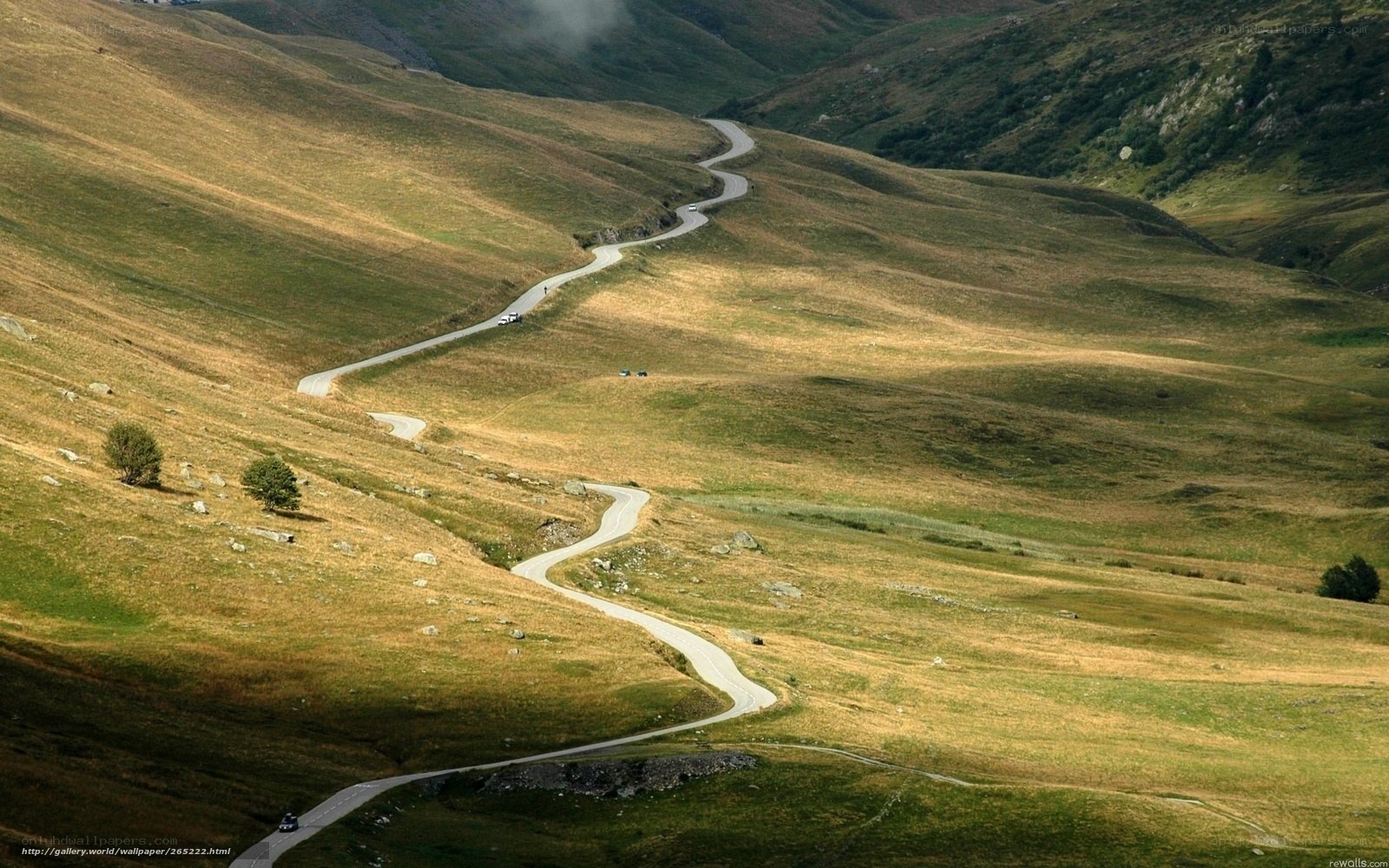 Winding mountain road