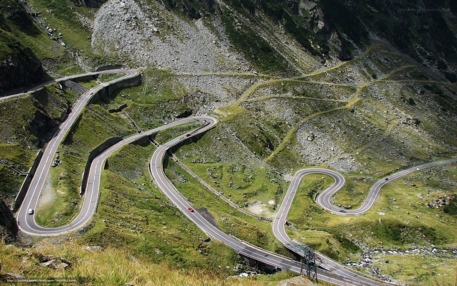Winding mountain road