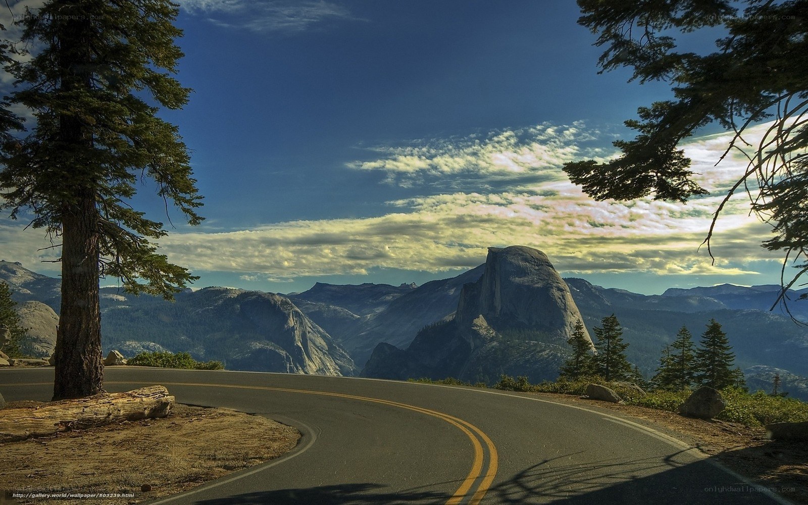 Winding road to Half Dome