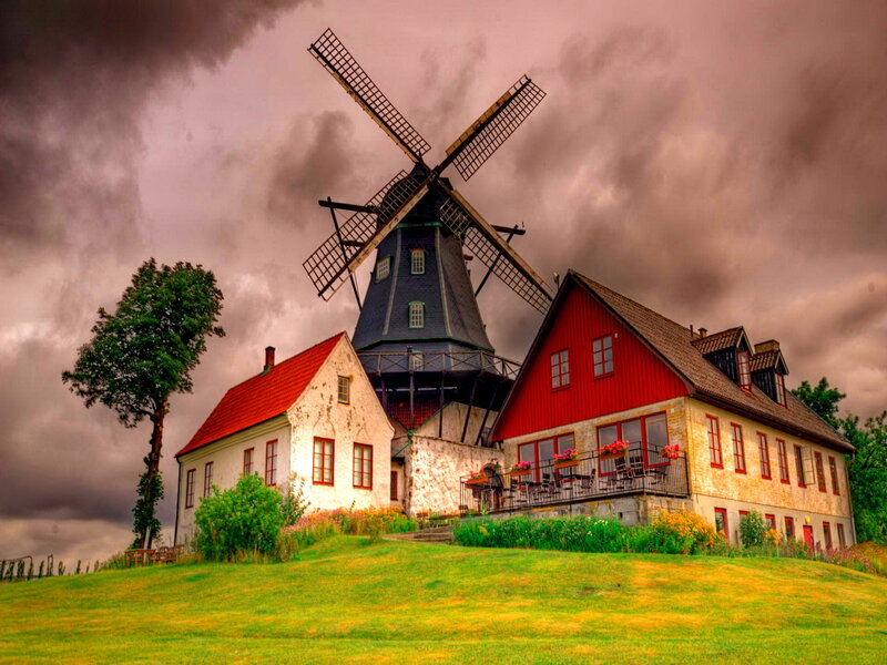 Windmill on a Hill — Green, Dramatic